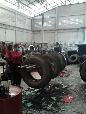 รับตัวแทนจำหน่ายยางอัดดอก B T R บ่อทองรีเทรดจำกัด