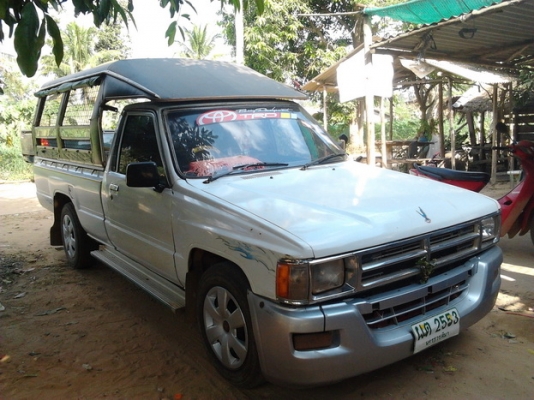 TOYOTA HILUX HERO 2.4D ปี 30 รถบ้านๆแต่งครบสภาพสวย เครื่องแน่นแรงดี ภายในเก๋งสวย แอร์เย็น กระบะไม่มีผุ ช่วงล่างคัชซีสวยไม่มีผุ ยางดีพร้อมใช้งานได้เลย เอกสารทะเบียนภาษีครบพร้อมโอนครับ ราคาต่อรองได้นะครับ