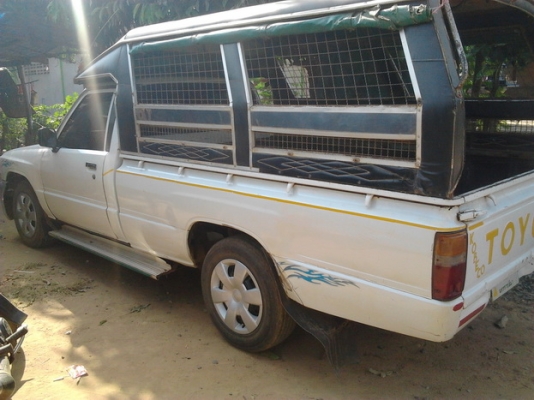 TOYOTA HILUX HERO 2.4D ปี 30 รถบ้านๆแต่งครบสภาพสวย เครื่องแน่นแรงดี ภายในเก๋งสวย แอร์เย็น กระบะไม่มีผุ ช่วงล่างคัชซีสวยไม่มีผุ ยางดีพร้อมใช้งานได้เลย เอกสารทะเบียนภาษีครบพร้อมโอนครับ ราคาต่อรองได้นะครับ