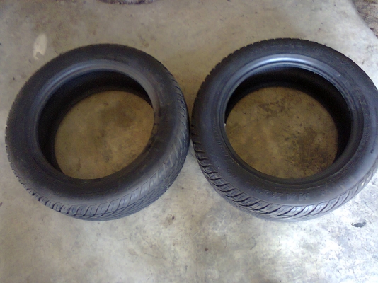 ขายยางขอบ 17 ''  สภาพดี ยางปี 09 ราคาถูก 4 เส้น ราคาคุยกันได้