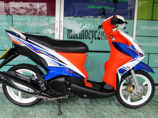 ขาย click125I สีชมพูดำ สีสวยไม่ซ้ำใคร คอมบายเบลก เบลกทีเดียว2ล้อหน้าหลัง โปรโมชั่น 34500