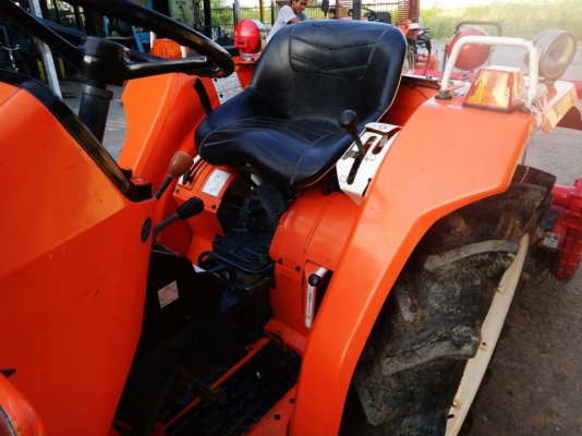 รถแทรคเตอร์ 4 WD KUBOTA L-1802DT พร้อมโรตารี่ สภาพเก่านอกแท้ นำเข้าเองจากญี่ปุ่น