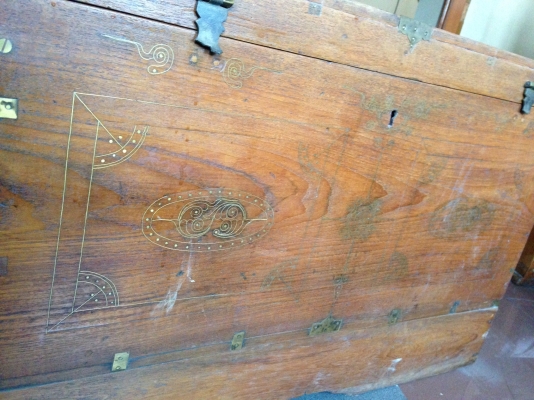 ขายหีบเก่า