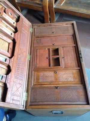 ขายหีบเก่า