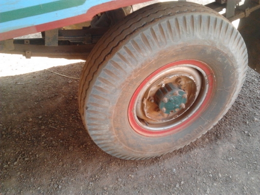 ขายด่วน รถอีแต๋น เครื่อง 11 แรง KUBOTA ET110 เกียร์ของ ISUZU NPR 115 กระบะคอกไม้ทรงโคราชสภาพสวยไม่มีผุเลย คัชซีหน้า 4 ช่วงล่างเพลาลอย ใช้ยาง 7.50 ขอบ 16" สภาพดีพร้อมใช้งานได้เลย ราคาต่อรองได้นะครับ