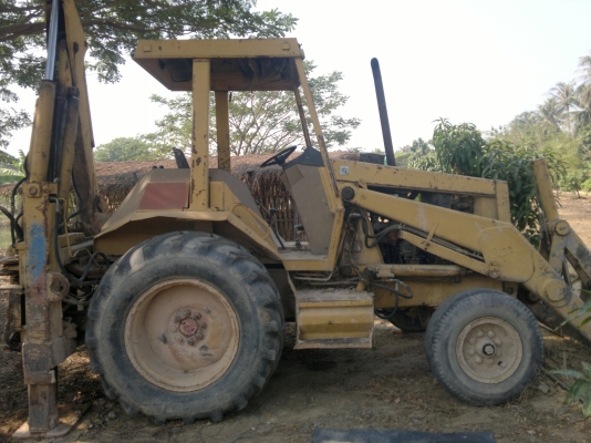 ขายด่วน ตักหน้าขุดหลัง CAT 428 เอกสารชุดจดทะเบียน ลดราคาเหลื่อ 300,000 ด่วน