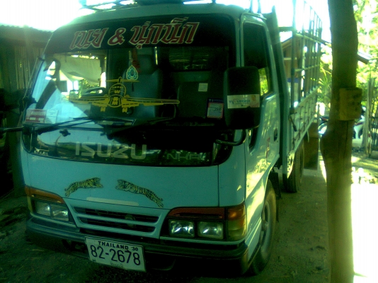 ขายสี่ล้อNKR88Hpสภาพสวยเดิมรถบ้าน