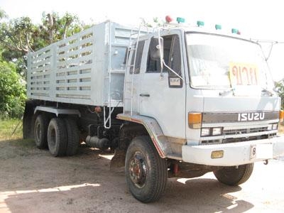 ขาย Isuzu roc 240 สิบล้อดัมพ์ สภาพสวยพร้อมใช้ โทร 088-4501277