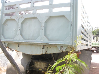 ขาย Isuzu roc 240 สิบล้อดัมพ์ สภาพสวยพร้อมใช้ โทร 088-4501277