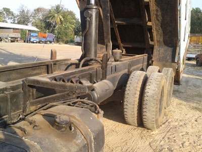 ขาย Hino KT สิบล้อเพลาเดียวดั้มพ์ สภาพสวยพร้อมใช์ โทร 088-4501277