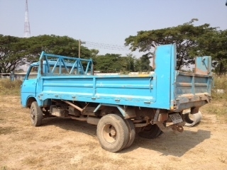 รถบรรทุก6ล้อเล็ก