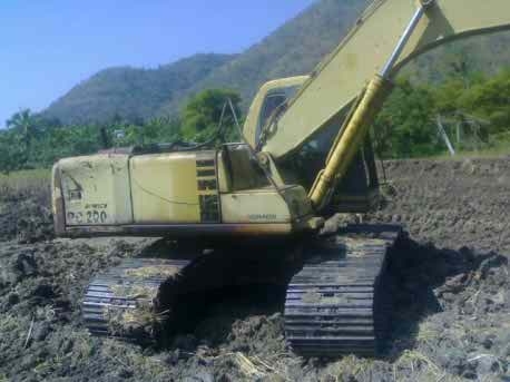 ขายรถแบคโฮ KOMATSU pc 200-6 ซีเรียล 20550ไฟฟ้าครบ เอวแน่น ช่วงล่างเต็มเครื่อง KOMATSUเอกสารไม่มี ขายรถแบคโฮ KOMATSU pc 200-6 ซีเรียล 20550ไฟฟ้าครบ เอวแน่น ช่วงล่างเต็มเครื่อง KOMATSUเอกสารไม่มี