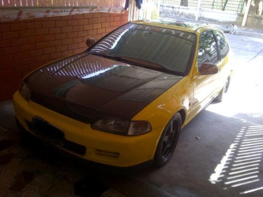 ขาย3Dr เกียร์ธรรดา LPG หัวฉีด เครื่อง D15B Sunloof ภายในตัวนอก สีสดๆ