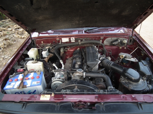 ขายมาสด้า เครื่อง 2.5 ปี 97 เกียร์ตรง ทะเบียนเต็มพร้อมโอน รถบ้านหน้า - หลังเดิม สนใจโทร 0870088652