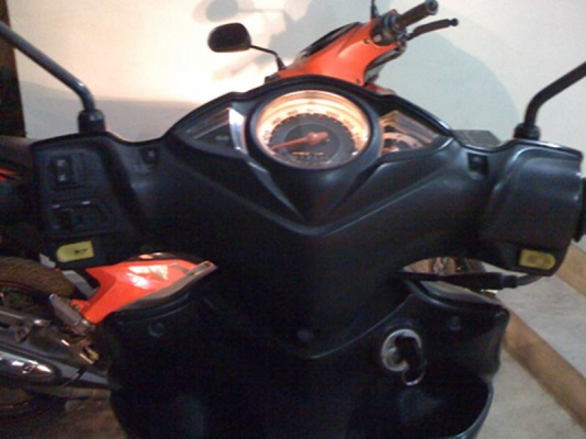 Suzuki Skydrive “มือแรก” 125 หัวฉีด สตาร์ทมือ Suzuki Skydrive “มือแรก” 125 หัวฉีด สตาร์ทมือ