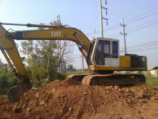 ขายรถแบลคโฮล IHI 200 คอนโทลสั้น ราคา 500,000 บาท เจ้าของขายเอง ราคาต่อรองได้