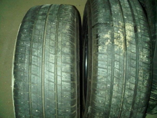 ขายยาง bridgestone   225/65R17  สัปดาที่ 35/11 ขาย  3500