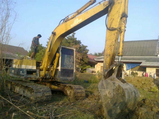 ขายแบลคโฮล PC 120-3 รถสวย โซ่เต็ม ราคา 580,000 บาท ราคาต่อรองได้ ขายแบลคโฮล PC 120-3 รถสวย โซ่เต็ม ราคา 580,000 บาท ราคาต่อรองได้