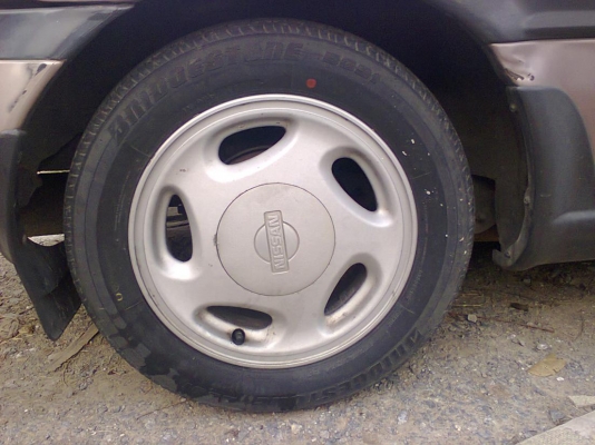 ขายล้อแม็กเดิมขอบ14 พร้อมยาง (4รู100) ราคาประหยัดทั้งชุด3800