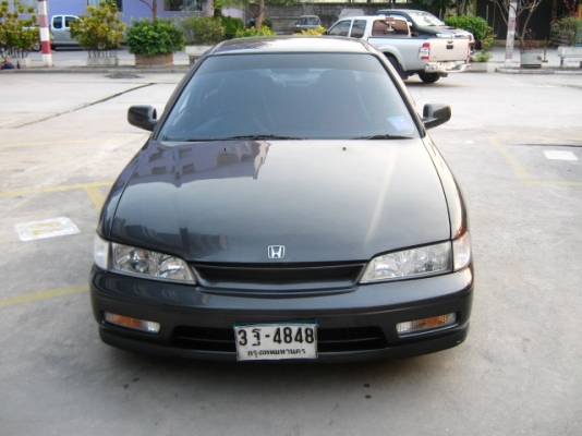 ขาย Accord ไฟก้อนเดียว เครื่องเดิมติดแก๊สlpg สีเทาเข้ม