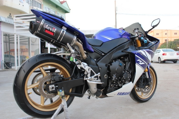 ขาย YAMAHA R1 ปี2010 สเป็คยุโรป อินวอยล์ *สรรพสามิตตัวจริงหมด สภาพป้ายแดง ขาย YAMAHA R1 ปี2010 สเป็คยุโรป อินวอยล์ *สรรพสามิตตัวจริงหมด สภาพป้ายแดง