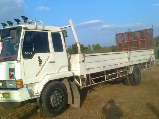 MITSUBISHI FUSO 165 HP 6D14 หกล้อช่วงยาว กระบะเหล็กยาว 7.20 เมตรมีหางไฮดรอลิกส์อย่างสวย เครื่องแรงดีแห้งดี หัวเก๋งเดิมๆบางๆภายในครบ แอร์ พวงมาลัยเพาเวอร์ ช่วงล่างคัชซีสวยไม่มีแตกบวม ยาง 9.00 ขอบ 20 สภาพดีพร้อมใช้งาน เอกสารทะเบียนภาษีครบถูกต้องพร้อมโอน ราค