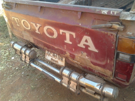 TOYOTA HILUX LN40 ม้ากระโดด เดิมๆสภาพดีทั้งคันพร้อมใช้งานๆได้เลย เครื่องแน่่นแรงดี ภายในคอนโซลยังอยู่ครบ กระบะมีผุบ้างเล็กน้อย ช่วงล่างคัชซีไม่ผุ ทะเบียนภาษีครบไม่ขาด ราคาต่อรองได้ครับ TOYOTA HILUX LN40 ม้ากระโดด เดิมๆสภาพดีทั้งคันพร้อมใช้งานๆได้เลย เครื่องแน่่นแรงดี ภายในคอนโซลยังอยู่ครบ กระบะมีผุบ้างเล็กน้อย ช่วงล่างคัชซีไม่ผุ ทะเบียนภาษีครบไม่ขาด ราคาต่อรองได้ครับ