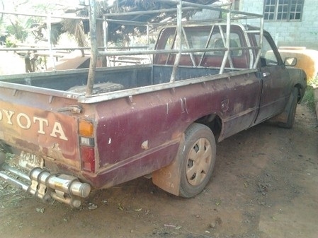 TOYOTA HILUX LN40 ม้ากระโดด เดิมๆสภาพดีทั้งคันพร้อมใช้งานๆได้เลย เครื่องแน่่นแรงดี ภายในคอนโซลยังอยู่ครบ กระบะมีผุบ้างเล็กน้อย ช่วงล่างคัชซีไม่ผุ ทะเบียนภาษีครบไม่ขาด ราคาต่อรองได้ครับ TOYOTA HILUX LN40 ม้ากระโดด เดิมๆสภาพดีทั้งคันพร้อมใช้งานๆได้เลย เครื่องแน่่นแรงดี ภายในคอนโซลยังอยู่ครบ กระบะมีผุบ้างเล็กน้อย ช่วงล่างคัชซีไม่ผุ ทะเบียนภาษีครบไม่ขาด ราคาต่อรองได้ครับ