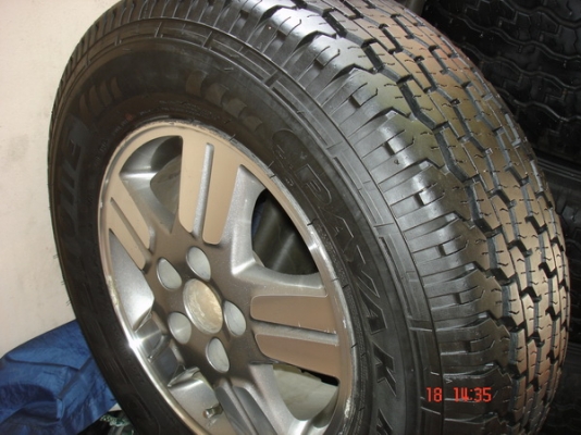 ขายล้อ วีโก้  5 รู.............สวยๆ เชิญครับ