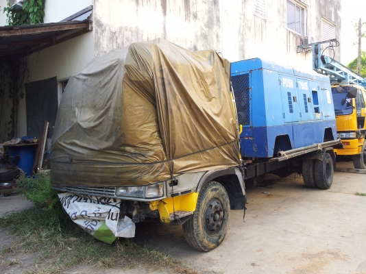 HINO3Mรถเจาะบ่อบาดาลสวยๆพร้อมใช้