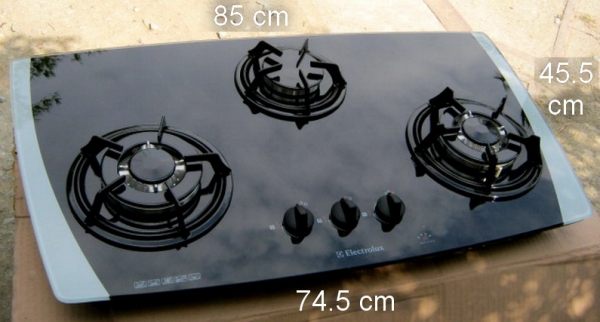 ขายเตาแก๊สเซรามิค ELECTROLUX รุ่น ehg 973 gk สวีเดนแท้ๆ ของใหม่ ซื้อมาไม่ได้ใช้ ขายขาดทุน