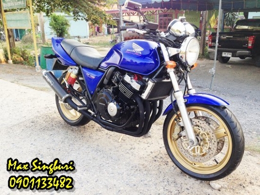 แม็กสิงห์บุรี//CB400 ปี98 เวอชั่น s ปั๊มเบรมโบ้ สภาพสวยๆๆมากๆๆเนียนๆๆ INV  82000 ด่วน
