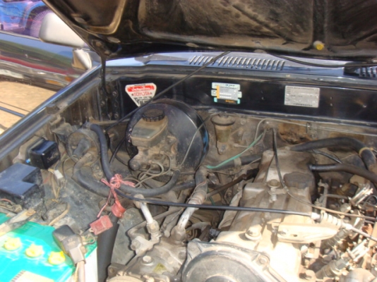 โตโยต้า ฮีโร่แวน 5 ประตู เครื่อง2400cc ภายในดี ขับขี่ดีรถใช้งานอยู่จังหวัดน่าน