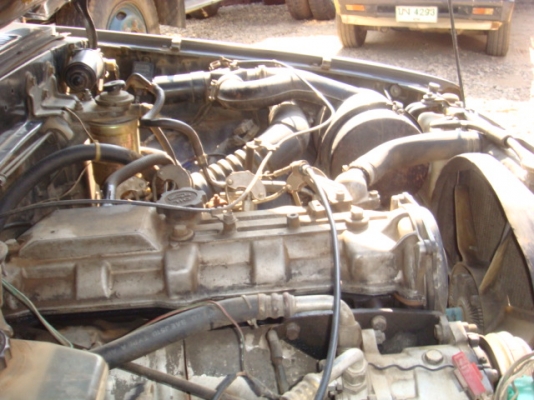 โตโยต้า ฮีโร่แวน 5 ประตู เครื่อง2400cc ภายในดี ขับขี่ดีรถใช้งานอยู่จังหวัดน่าน