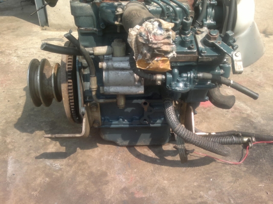 ขายเครื่อง 3 สูบเก่าญี่ปุ่นยี่ห้อคูโบต้ารุ่น D640 ขนาด 16.5 แรงม้าสภาพสวย