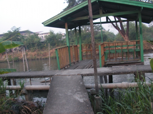 ขายทาวเฮ้าส์18ตารางวา2นอน2น้ำ(คุณเต้ยได้มาเป็นเพื่อนบ้านของผมเเล้วครับ)