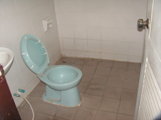 ขายทาวเฮ้าส์18ตารางวา2นอน2น้ำ(คุณเต้ยได้มาเป็นเพื่อนบ้านของผมเเล้วครับ)