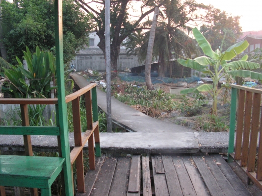 ขายทาวเฮ้าส์18ตารางวา2นอน2น้ำ(คุณเต้ยได้มาเป็นเพื่อนบ้านของผมเเล้วครับ)