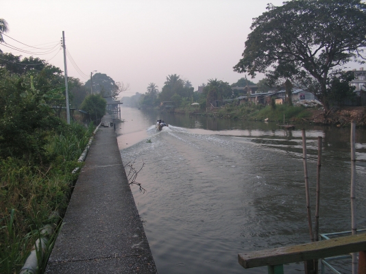 ขายทาวเฮ้าส์18ตารางวา2นอน2น้ำ(คุณเต้ยได้มาเป็นเพื่อนบ้านของผมเเล้วครับ)