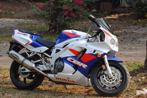 CBR900 ทะเบียนแท้ สเปคยุโรป CBR900 ทะเบียนแท้ สเปคยุโรป