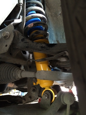 รับแก้ปัญหาช่วงล่าง รถ Pajerosport by Shock Profender