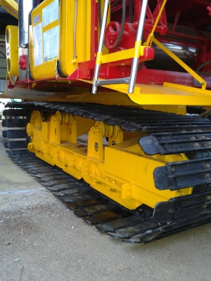 ขายรถเกี่ยวเกษตรพัฒนา รุ่นจ้าวช้างไวไฟ ขายรถเกี่ยวเกษตรพัฒนา รุ่นจ้าวช้างไวไฟ