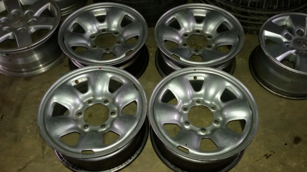 ขายกะทะขอบ16 6รูชุดละ4500