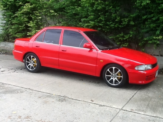 ขายรถเก๋งมิตซูบิชิแลนเซอร์ ปี 95 ราคาเท่ามอเตอร์ไซค์