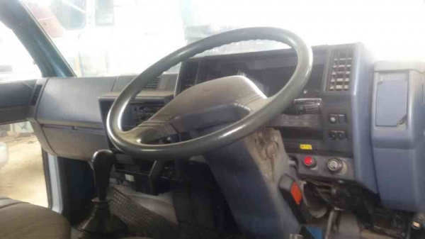 รถห้าง-ISUZU-NKR.55.6ล้อ3.20ม.ดั้มเครื่อง4JB1สภาพสวยมากพร้อมใช้..ราคา320.000.บ