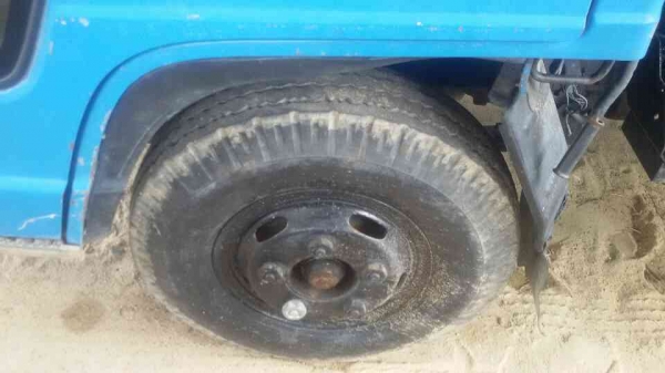 รถห้าง-ISUZU-NKR.55.6ล้อ3.20ม.ดั้มเครื่อง4JB1สภาพสวยมากพร้อมใช้..ราคา320.000.บ