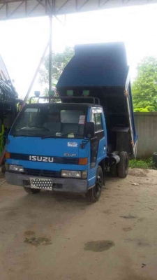รถห้าง-ISUZU-NKR.55.6ล้อ3.20ม.ดั้มเครื่อง4JB1สภาพสวยมากพร้อมใช้..ราคา320.000.บ