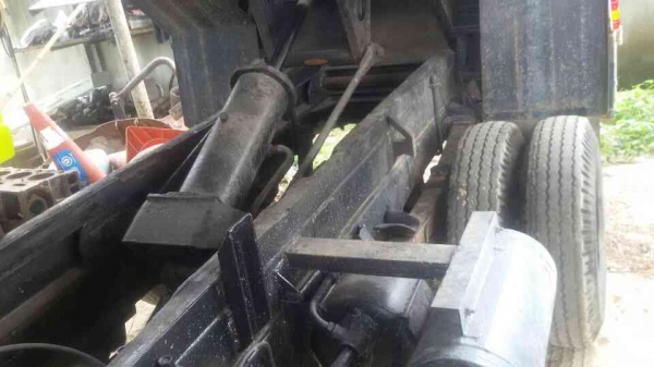 รถห้าง-ISUZU-NKR.55.6ล้อ3.20ม.ดั้มเครื่อง4JB1สภาพสวยมากพร้อมใช้..ราคา320.000.บ