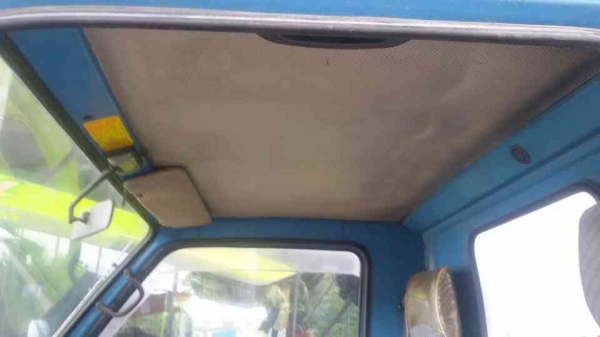 รถห้าง-ISUZU-NKR.55.6ล้อ3.20ม.ดั้มเครื่อง4JB1สภาพสวยมากพร้อมใช้..ราคา320.000.บ