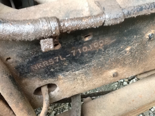 ขายครับNKR. 57L เครื่อง4BD1. 115HP เครื่องดีแคชชีแดงคอด้านซ้ายตามรูปสภาพพร้อมใช้งาน ขายครับNKR. 57L เครื่อง4BD1. 115HP เครื่องดีแคชชีแดงคอด้านซ้ายตามรูปสภาพพร้อมใช้งาน